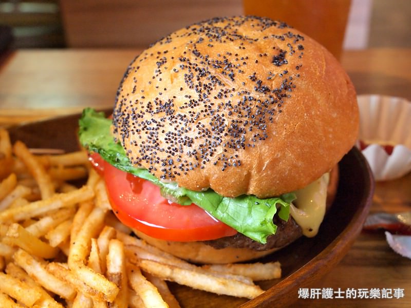 【橫濱】KUA AINA SANDWICH 紅磚倉庫內的夏威夷漢堡連鎖店 - nurseilife.cc