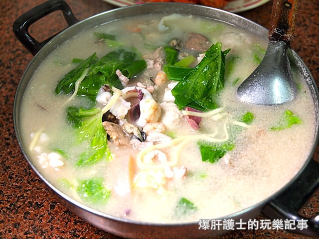 【彰化美食】鹿港富成小吃部 料多豐富的雜菜麵及嫩口鵝肉遠近馳名 - nurseilife.cc