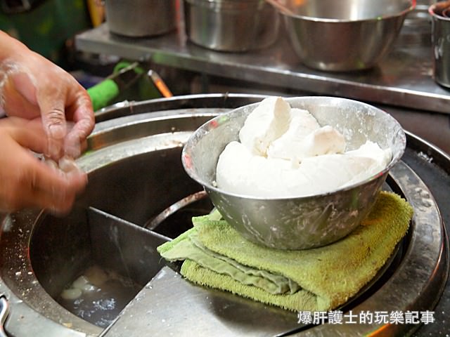 【彰化美食】三民市場澎湖伯 湯圓現點現搓Q軟好吃，薑湯豆花好暖心！ - nurseilife.cc