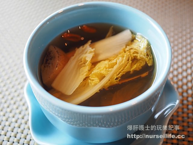 【宜蘭美食】淨水琉璃食藝料理 宜蘭高CP值的無菜單料理 - nurseilife.cc