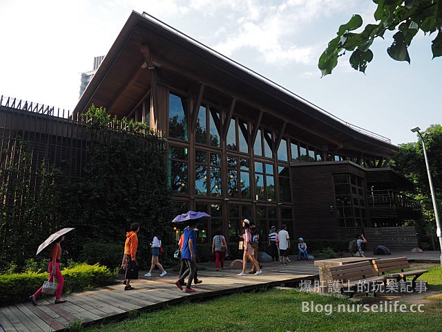 【台北旅遊】台北市立圖書館北投分館 台北最美的綠建築圖書館 待上一天也不膩 - nurseilife.cc