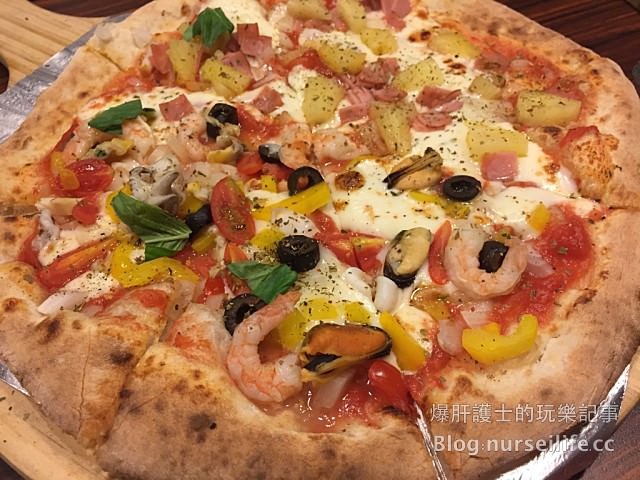 【台北美食】Papa Vito Pizzeria 饌義德天母披薩 天母第一好吃又便宜的披薩 沒吃過白來天母了！ - nurseilife.cc