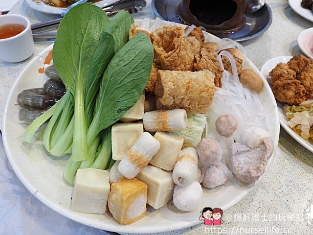 台北、士林｜忠義街 加來川湘菜館 陽明醫院旁大份量超值酸菜白肉鍋 - nurseilife.cc