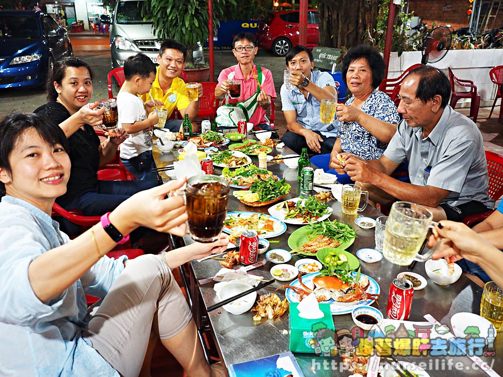 越南、胡志明市｜濱城市場Ben Thanh Market 白天市集、晚上夜市在此體驗當地生活的縮影 - nurseilife.cc