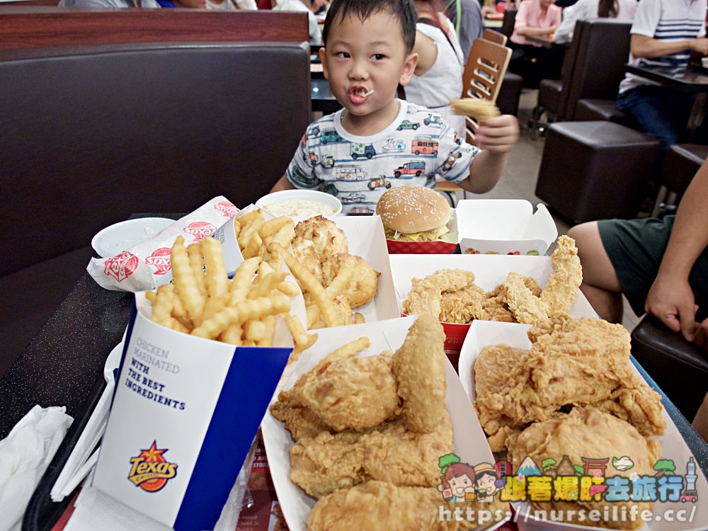 越南、胡志明市｜濱城市場Ben Thanh Market 白天市集、晚上夜市在此體驗當地生活的縮影 - nurseilife.cc