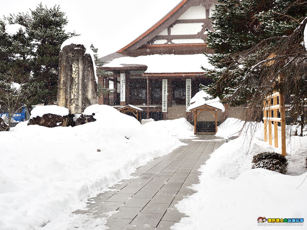 岐阜、高山｜冬季的高山老街．在大雪紛飛的街上尋覓熟悉的和牛香氣 - nurseilife.cc