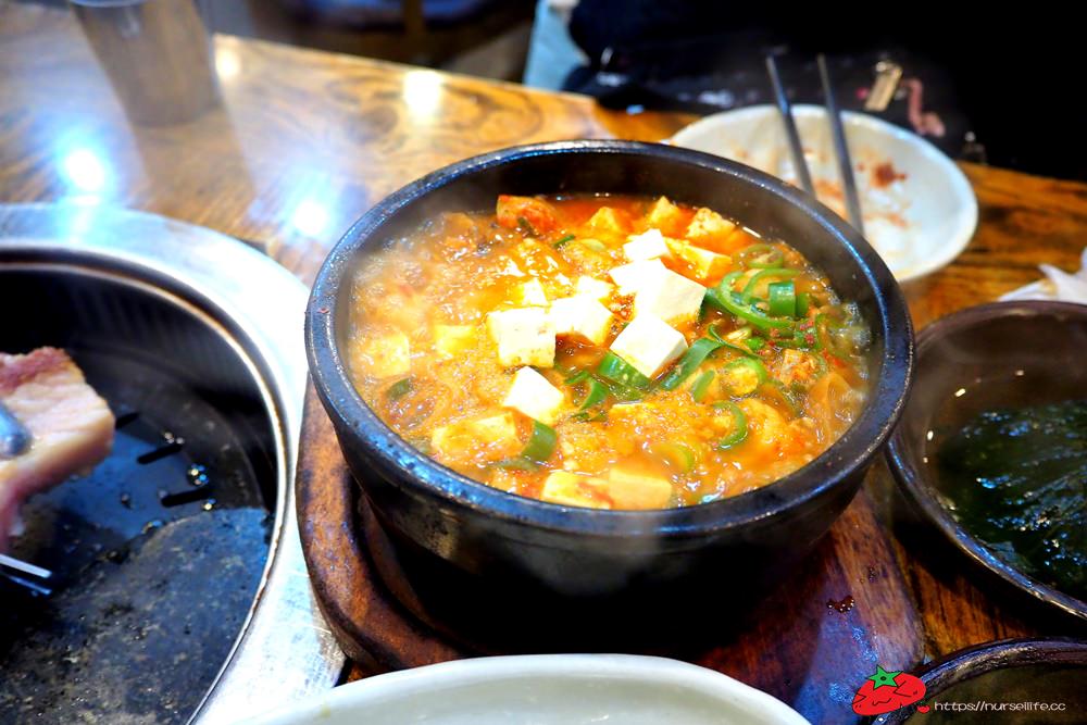 釜山｜맛찬들왕소금구이．吃韓式烤肉店想要巧遇韓星歐巴就要來這一家！ - nurseilife.cc