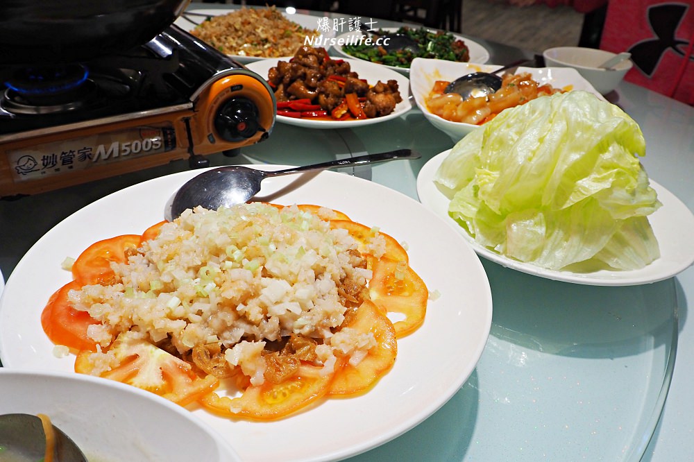 成家小館天母店｜經典川湘菜道道美味．精熬兩天雞湯底的砂鍋魚頭更是必點 - nurseilife.cc