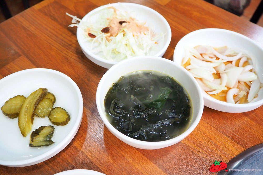 釜山｜西面人氣美食쪽쪽갈비炭烤排骨，獨特醬香令人吮指回味吃手手… - nurseilife.cc