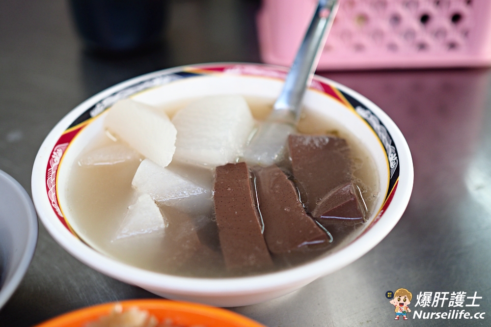 大龍峒熊會長油飯．超過30年的在地市場美食 - nurseilife.cc