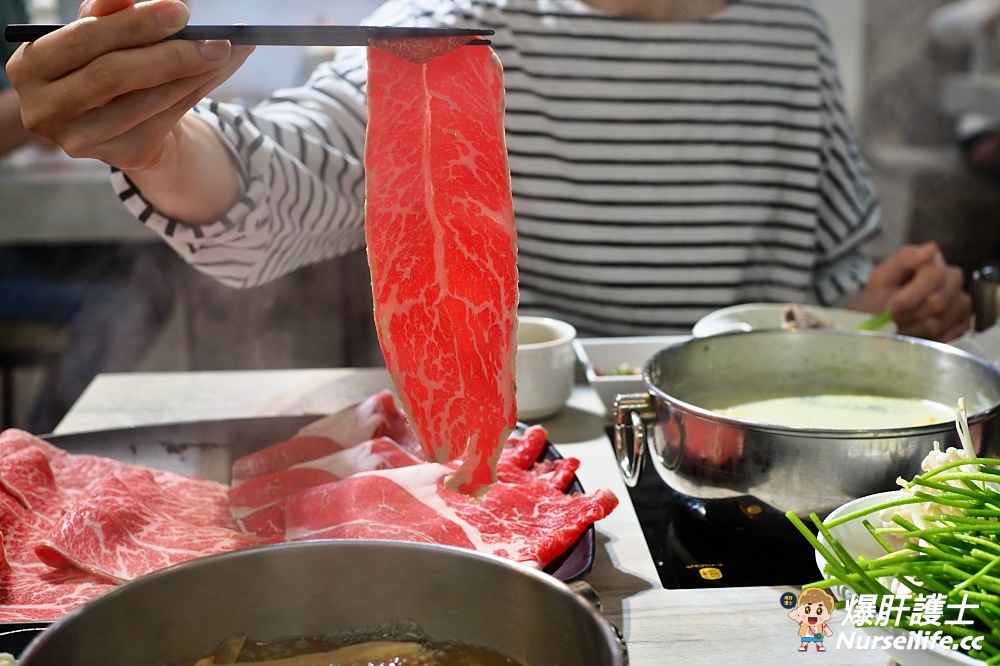 台北大直十月涮涮屋｜火鍋料、蔬菜自助吧吃到飽，還有膠囊咖啡機和霜淇淋！ - nurseilife.cc