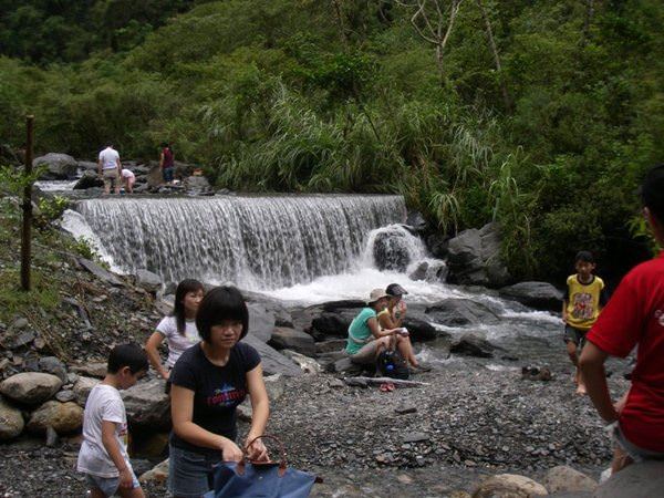 【宜蘭】仁山植物園+新寮瀑布之旅~ - nurseilife.cc