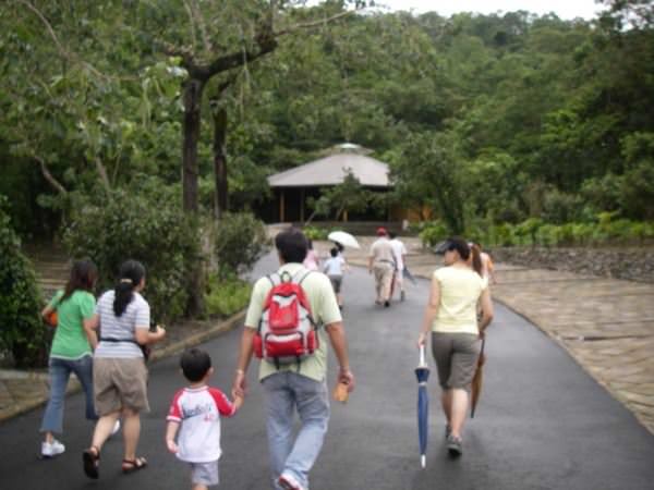 【宜蘭】仁山植物園+新寮瀑布之旅~ - nurseilife.cc