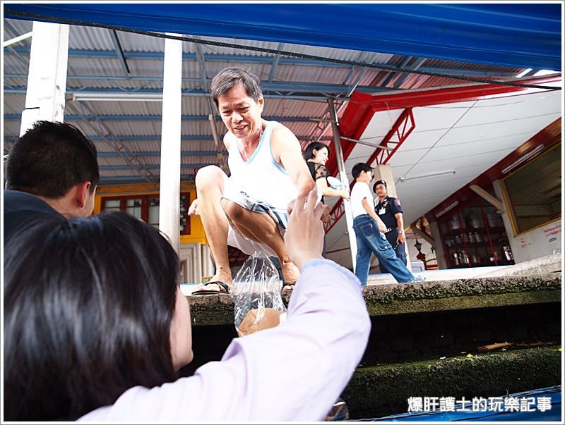 【曼谷自助】逛市集、吃海鮮、遊船餵魚好恐怖 大林江水上市場Taling Chan Floating Market - nurseilife.cc