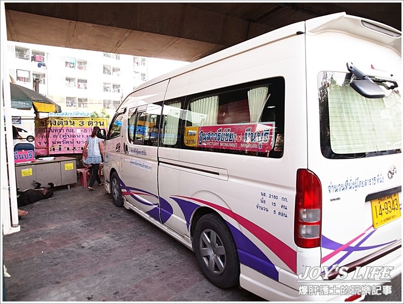 Maeklong railway market 鐵道市場，火車擦身而過的驚險奇特體驗! - nurseilife.cc