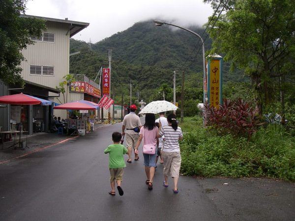 【宜蘭】仁山植物園+新寮瀑布之旅~ - nurseilife.cc