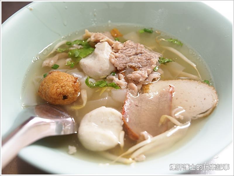 【泰國曼谷】三訪美味炸雞，沙拉當路的米粉湯好好吃! - nurseilife.cc
